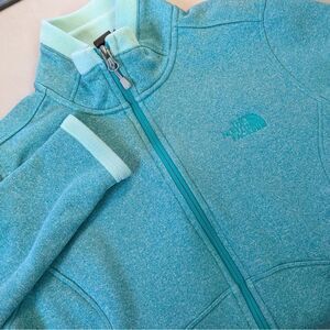 The North Face Women's M Medium Light Green Full Zip‎ Soft Velour Coat Jacket